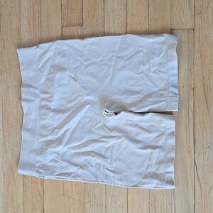 NWOT Soft Cream Shapewear Short for Tummy and Thigh Shaper Size 8/XL